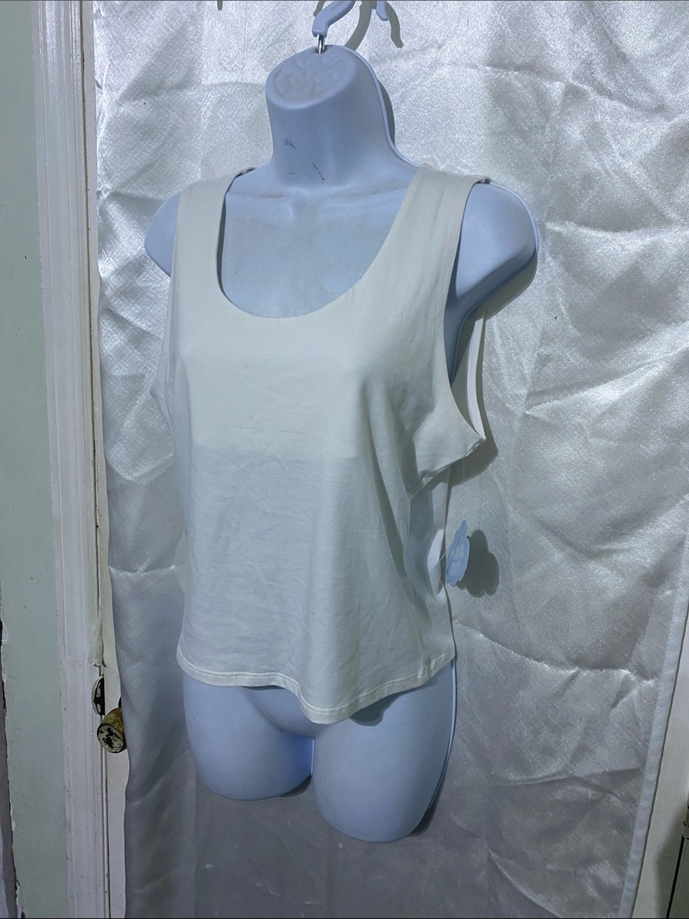 Scoop Neck White Tank Top for Women